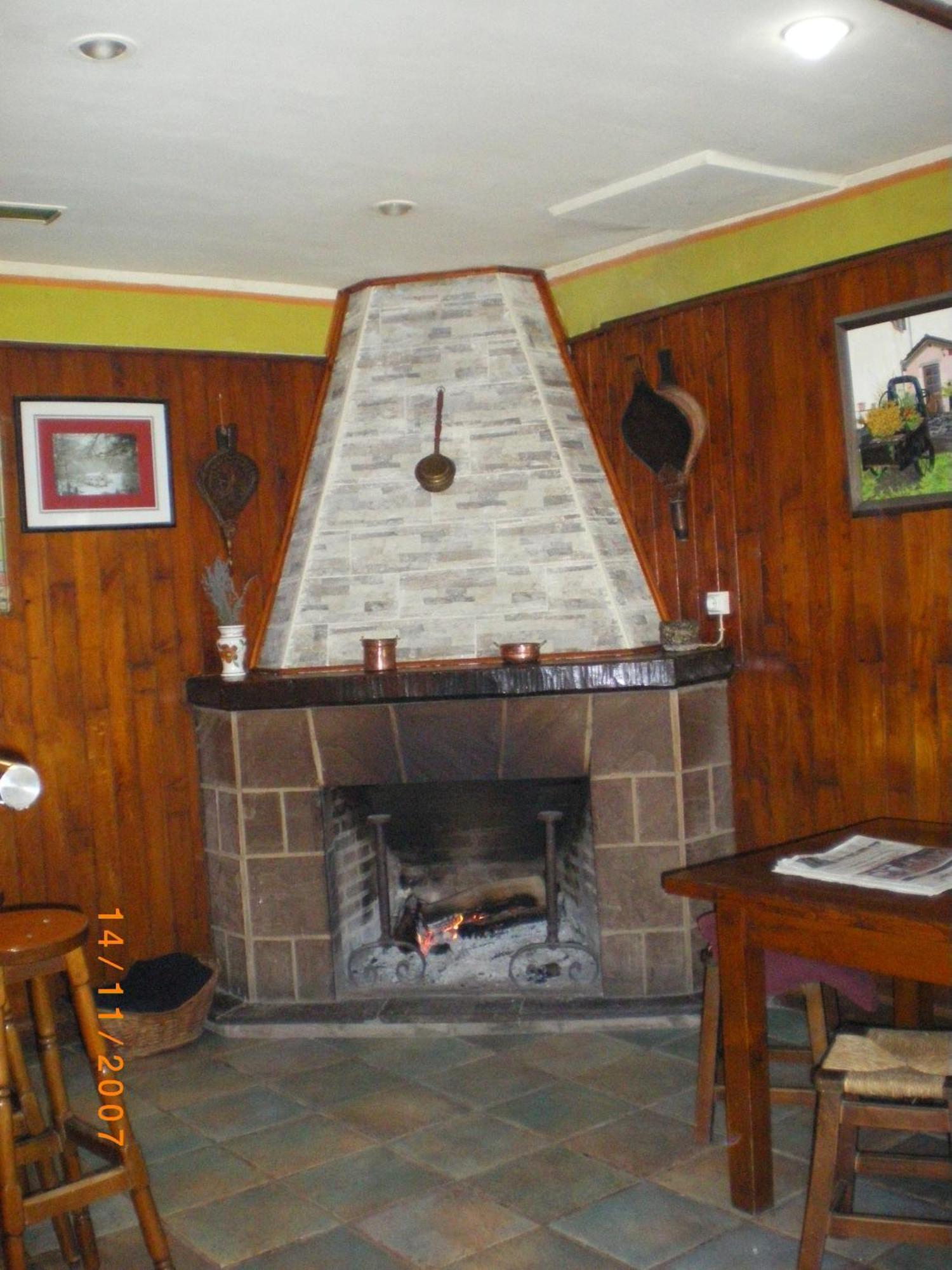 Hostal Venta San Blas Almándoz 외부 사진